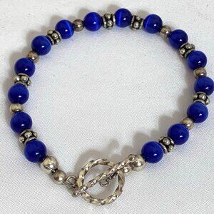 Blue Cat's Eye Glass Bead Bracelet - 6.5"